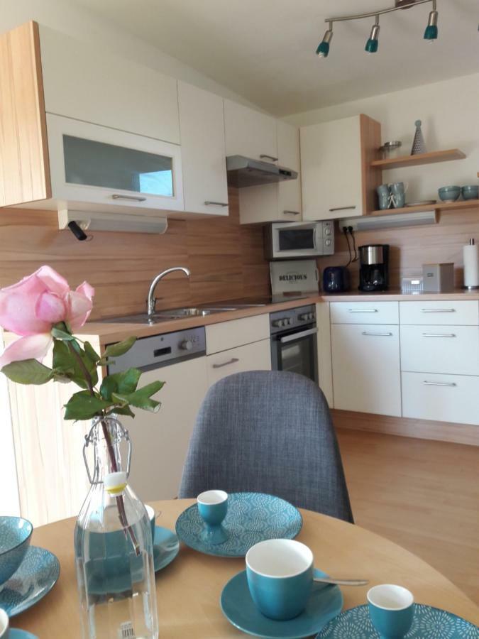 וינה Bungalow At Lake Alte Donau מראה חיצוני תמונה