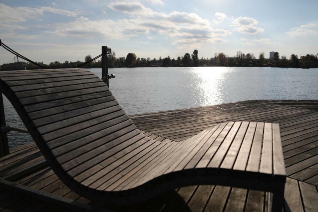 וינה Bungalow At Lake Alte Donau מראה חיצוני תמונה